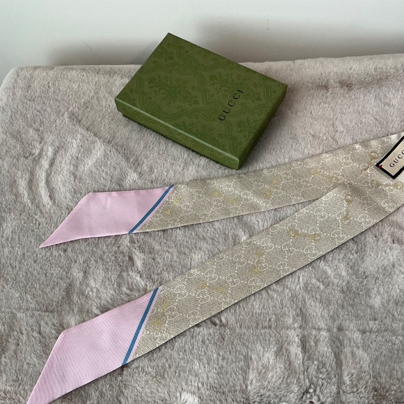 Gucci Horsebit Scarf - Picture 7 of 9